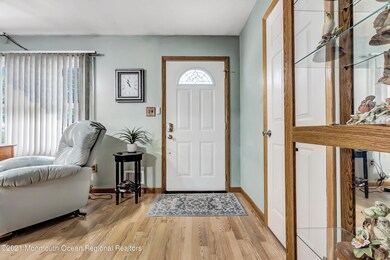 174 Smith Cir, Point Pleasant Boro, NJ 08742 - photo 7