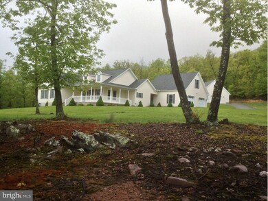 409 Jura Dr, Hedgesville, WV 25427 - photo 2