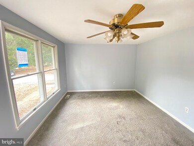 721 White Sands Dr, Lusby, MD 20657 - photo 4