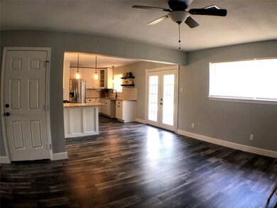 1326 Mosher Ln, Houston, TX 77088 - photo 2