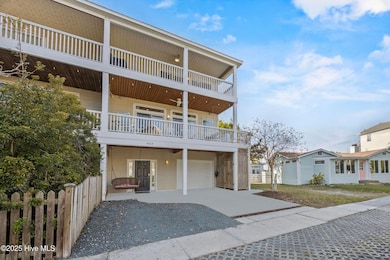 411 Channel Dr N unit B, Wrightsville Beach, NC 28480 - photo 3