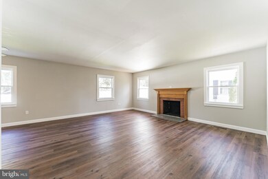 12710 Clearfield Dr, Bowie, MD 20715 - photo 6