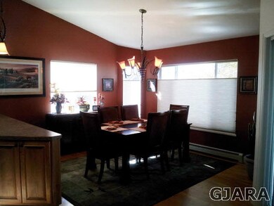 Kitchen Dining Area, Upgraded Window Ccoverings