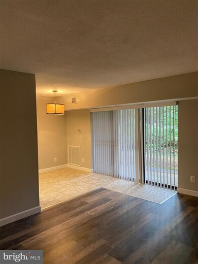 2235 Castle Rock Square unit 2B, Reston, VA 20191 - photo 7