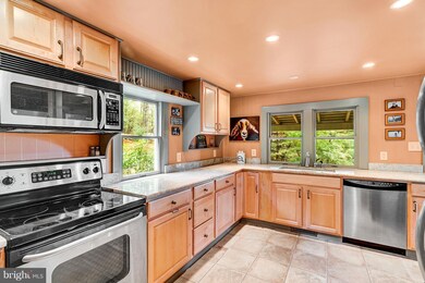 84 Oventop Mountain Ln, Sperryville, VA 22740 - photo 6