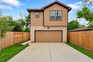 2213 Wavell St, Houston, TX 77088 - photo 4