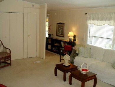 828 Periwinkle Cir, Sebastian, FL 32976 - photo 2