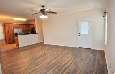 1261 Newcastle Dr, Weatherford, TX 76086 - photo 2