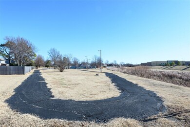 Park with playground, tennis courts and walking tr