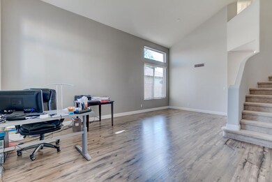 2451 W Indigo Dr-6