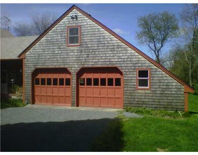 24 Bow St, Jamestown, RI 02835 - photo 4