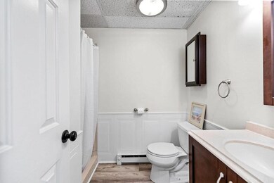 1st fl bath