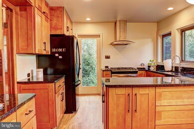 1412 Northcrest Dr, Silver Spring, MD 20904 - photo 5