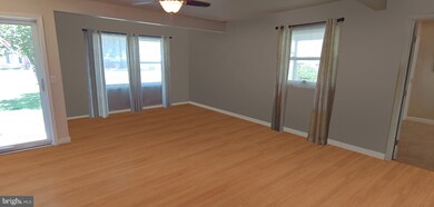 44123 Saint Andrews Ln, California, MD 20619 - photo 3