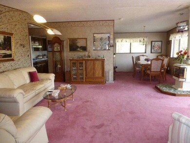 9535 Blackwell Rd, Central Point, OR 97502 - photo 3