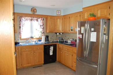 25 Cano Dr, Barre, VT 05641 - photo 4