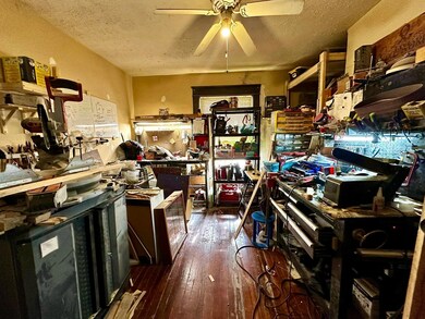 258 E Maynard (12)