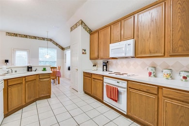 2309 Great Bear Ln, Denton, TX 76210 - photo 6