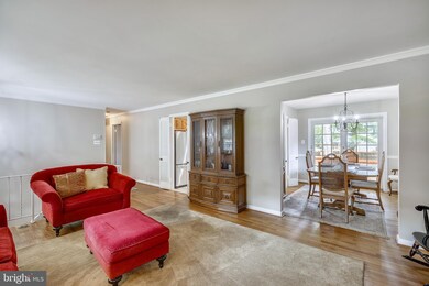 1902 Rampart Dr, Alexandria, VA 22308 - photo 7