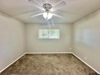 3921 Wakefield Dr, Tyler, TX 75701 - photo 6