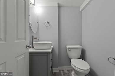 220 Glendale Rd, Havertown, PA 19083 - photo 6