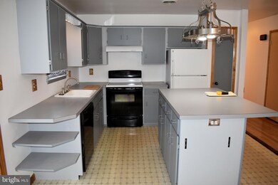 1793 Sollenberger Rd, Chambersburg, PA 17202 - photo 6