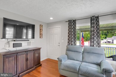 535 Compass Rd E, Middle River, MD 21220 - photo 4