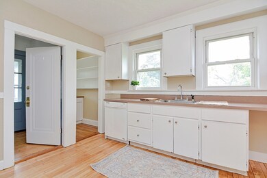 7 Atherton St unit 9, Quincy, MA 02169 - photo 4