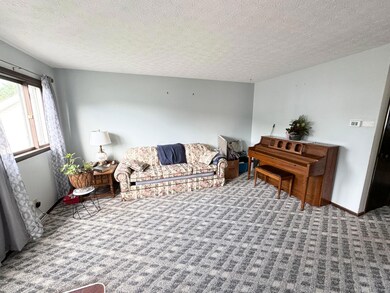 1116 E Chestnut St, Lancaster, OH 43130 - photo 4