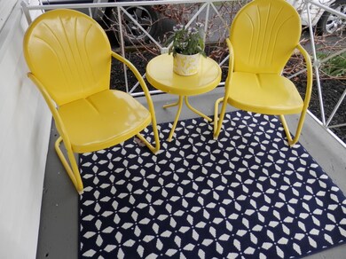 frnt porch