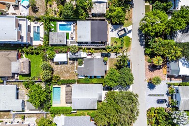 221 NE 10th St, Delray Beach, FL 33444 - photo 2