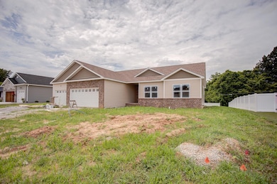 1112 Lucca Ct, Caseyville, IL 62232 - photo 2