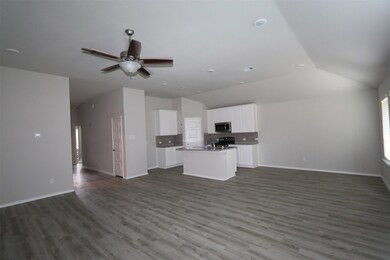 319 Jewett Meadow Dr, Magnolia, TX 77354 - photo 3