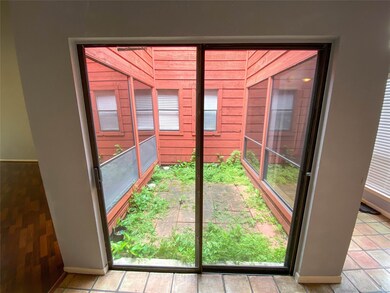 5935 Donwhite Ln, Houston, TX 77088 - photo 7