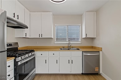 1713 Amboy Dr, Las Vegas, NV 89108 - photo 3