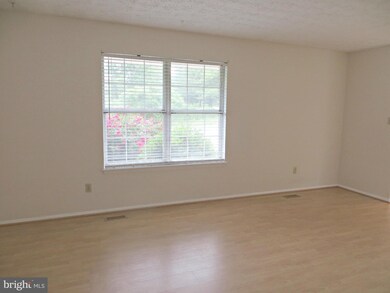 9200 Waltham Woods Rd, Parkville, MD 21234 - photo 3