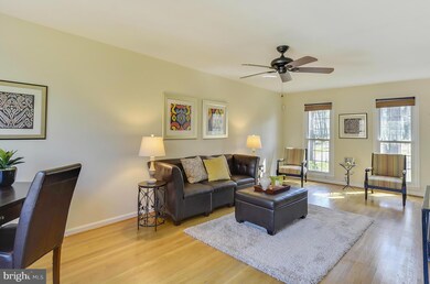 3212 Dominy Ct, Oakton, VA 22124 - photo 4