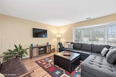 802 Birch Tree Ln, Michigan City, IN 46360 - photo 4