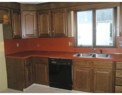 93 Motyka St unit L, Ludlow, MA 01056 - photo 6