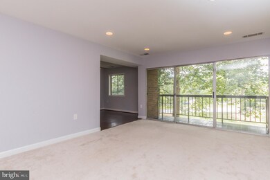 18607 Walkers Choice Rd unit 3, Montgomery Village, MD 20886 - photo 5