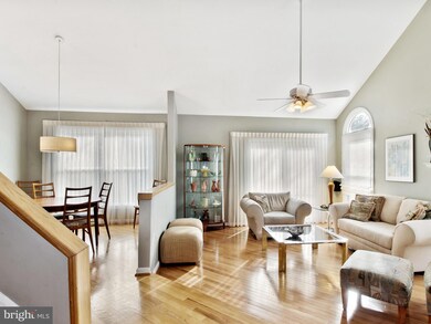 24 Parson Grove Ct, Olney, MD 20832 - photo 4