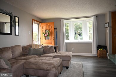 950 Kenwood Rd, Drexel Hill, PA 19026 - photo 4