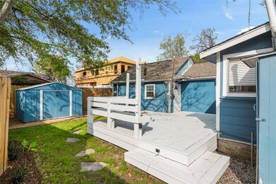 320 Coronado St unit B, Houston, TX 77009 - photo 2