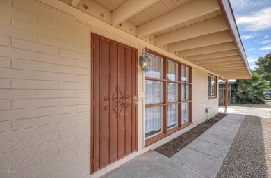 2937 E Osborn Rd Phoenix AZ-large-003-9-