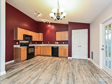 1026 Valley Forge Dr, Clover, SC 29710 - photo 5