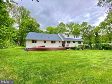 107 Warwick Dr, Wilmington, DE 19803 - photo 2