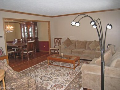 11421 Villa Grande Dr, North Royalton, OH 44133 - photo 3