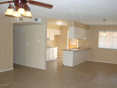 Kitchen/Living