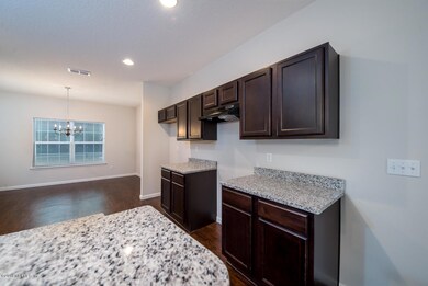 6331 Hyde Park Cir, Jacksonville, FL 32210 - photo 6