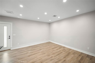 19069 Celtic St, Los Angeles, CA 91326 - photo 5